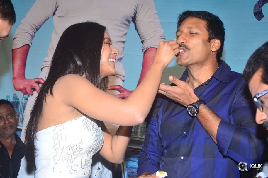 Goutham-Nanda-Movie-Teaser-Launch